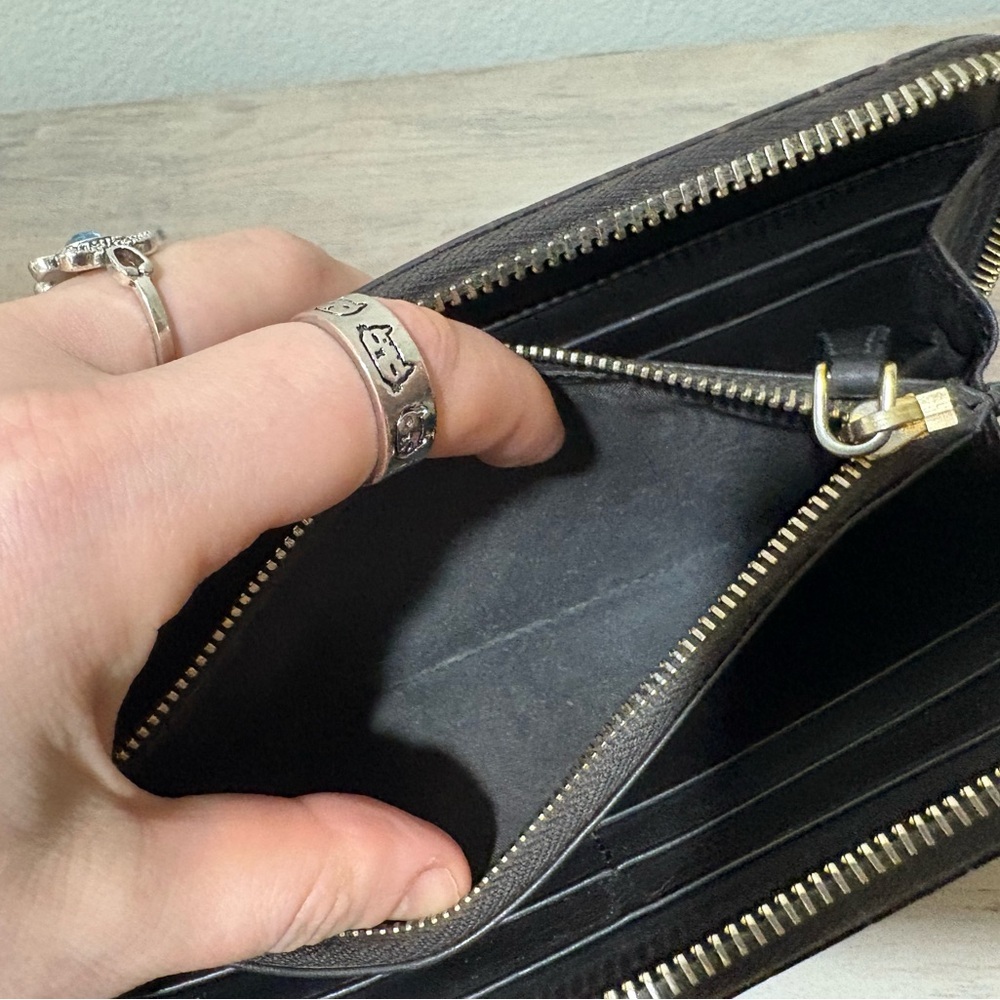 Miu Miu‎ Dark Brown Croc Embossed wallet/clutch - Picture 6 of 7
